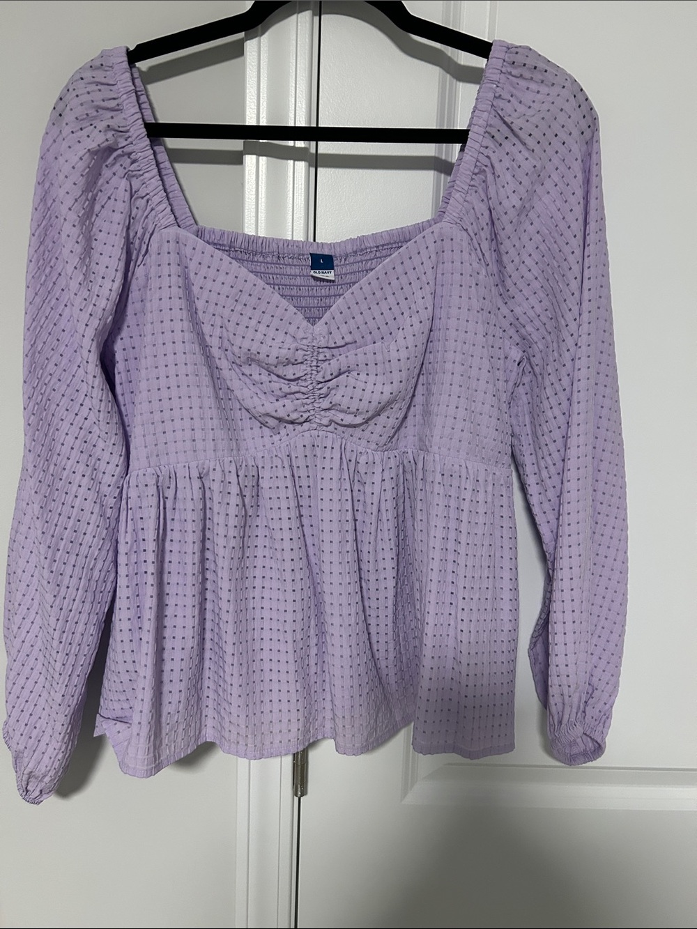 Old Navy Lavender Peasant Blouse with Sweetheart Detail